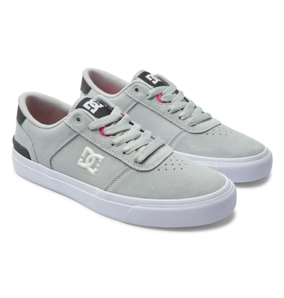 DC Shoes Men's Grey/Black S Skate Shoes - Teknic Style for Skateboarding
